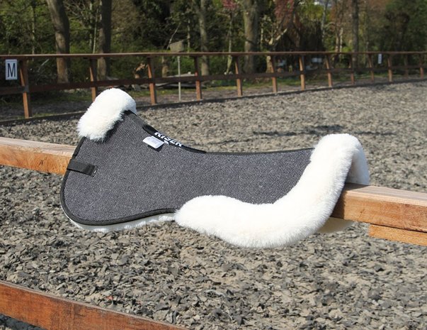 Harry's Horse Riser pad faux fur